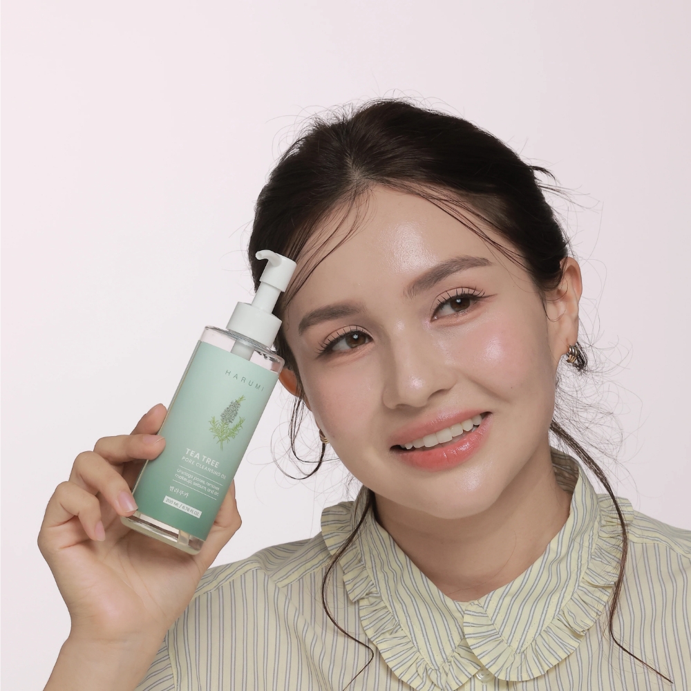 Harumi Tea Tree Pore Cleansing Oil